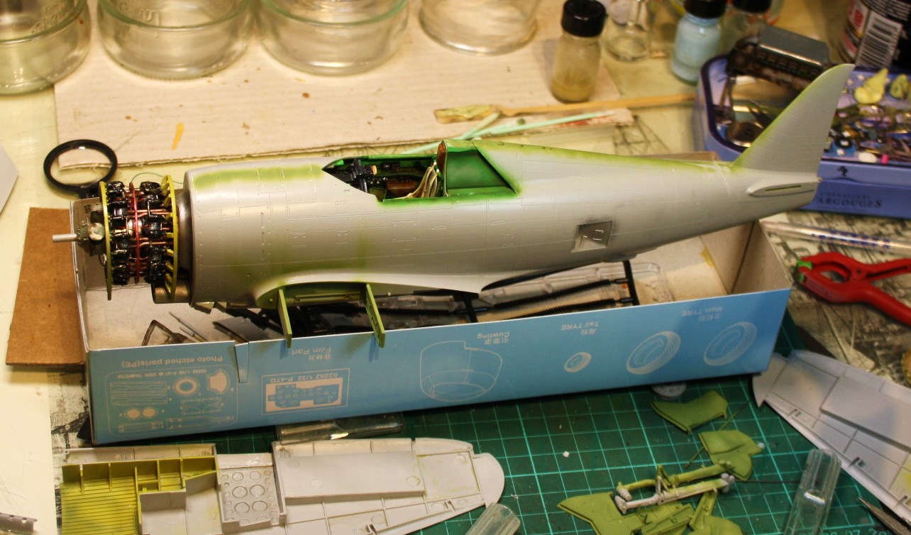 P47-D razorback 1/32 TRUMPETER  - Page 3 Img_5826