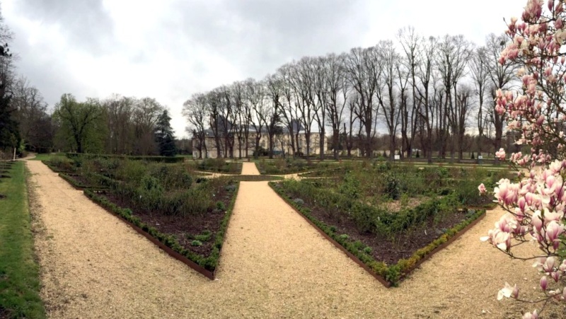 Visite de la roseraie de la Malmaison Malmai11