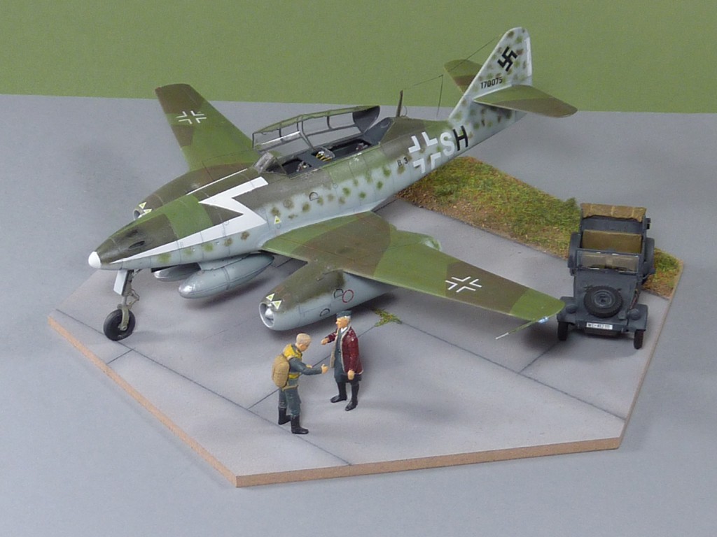 Duo de Messerschmitt Me262 Biplaces P1140330