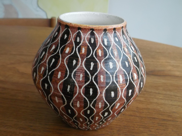 Ambleside Pottery - Page 2 2012-036