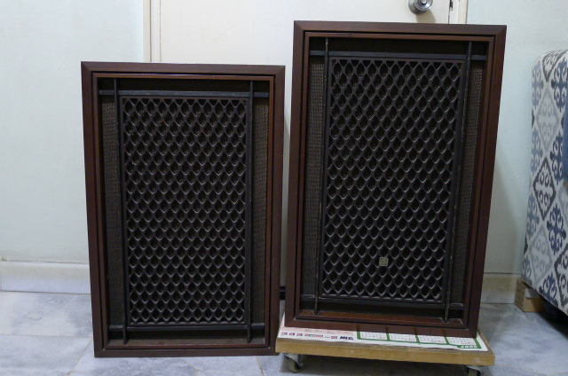 AKAI Vintage Speaker SW-160 (Used) SOLD P1100436