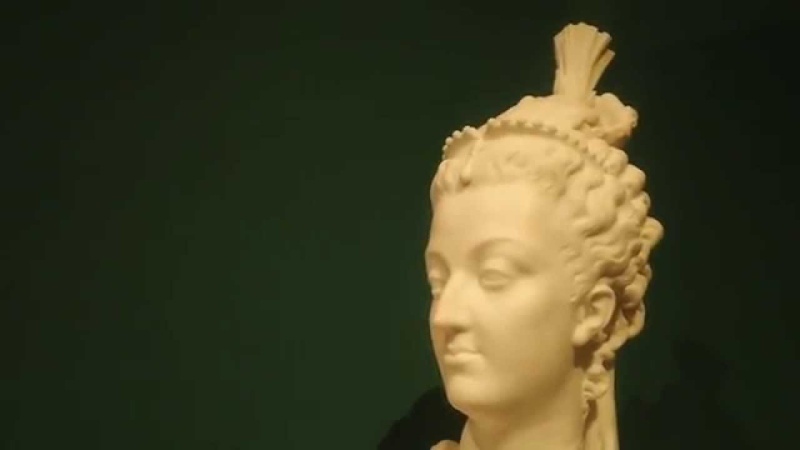 Bustes de Marie-Antoinette par Adèle Castiglione-Colonna, dite Marcello (1836-1879) - Page 2 Zzzzd12
