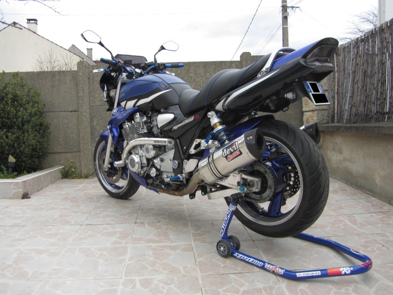 la "BLUE ARROW " de Yam-yam 1300_x19