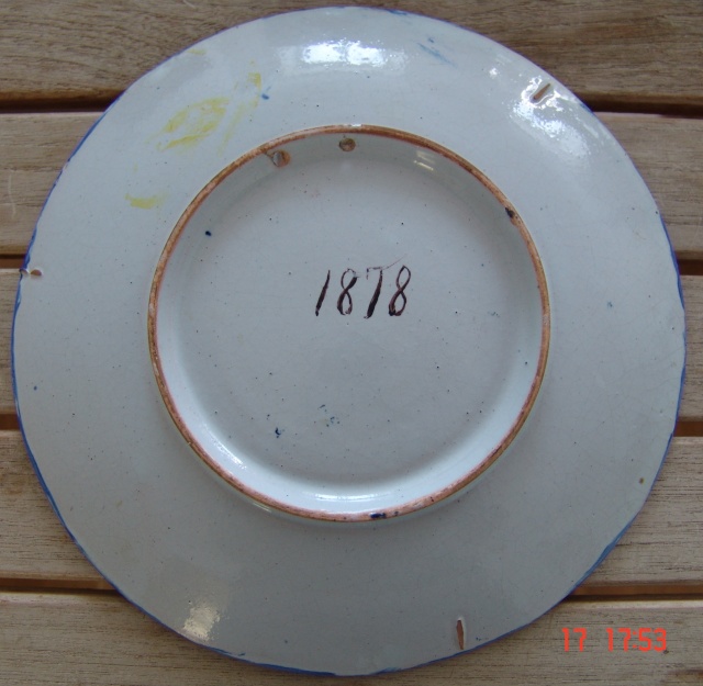 Assiette en Nevers datée 1878 Dsc04112