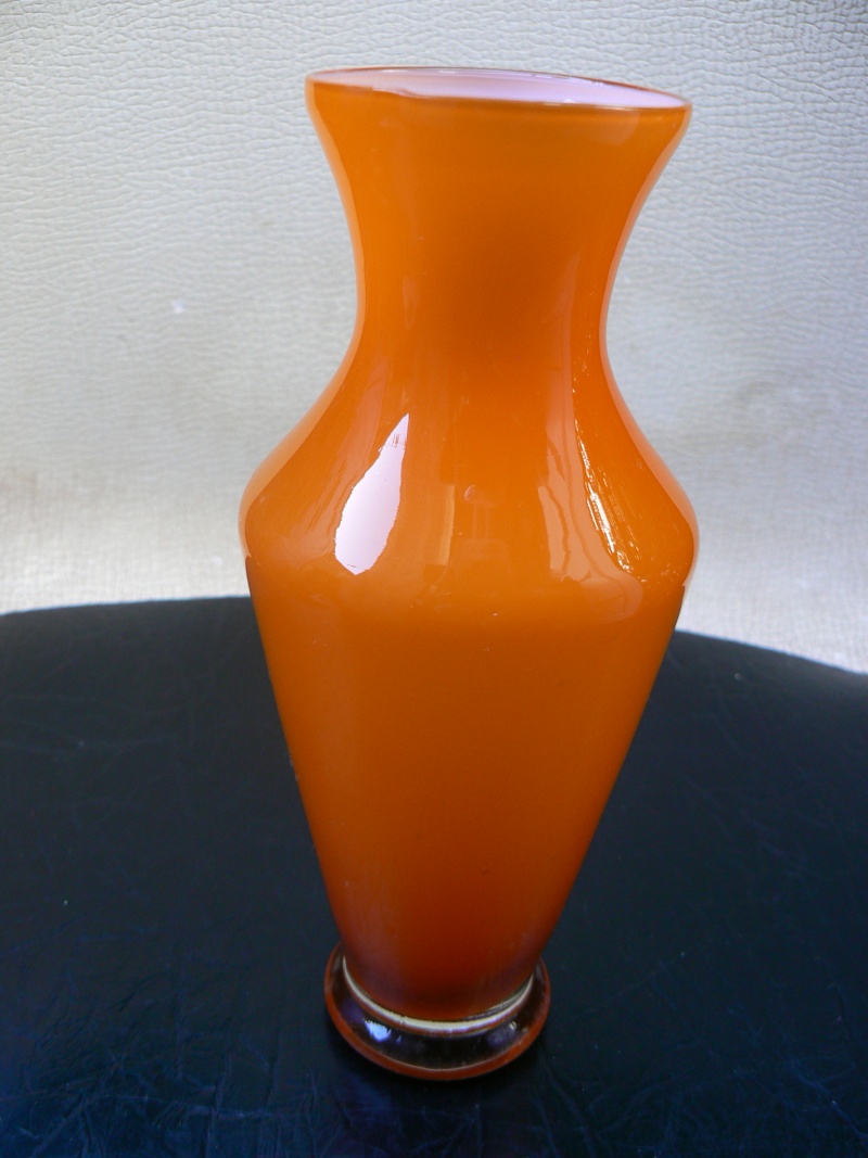 Orange vase P1180510