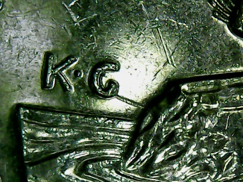 2006L - Coin Fendillé entre "G" à la bûche (Die Crack G to LoG) 0511_110