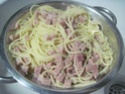 Spaghettis au chorizo et dés de jambon. 10365711