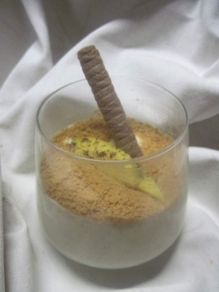Verrines de crème à la mangue et spéculoos.photos. Verrin16