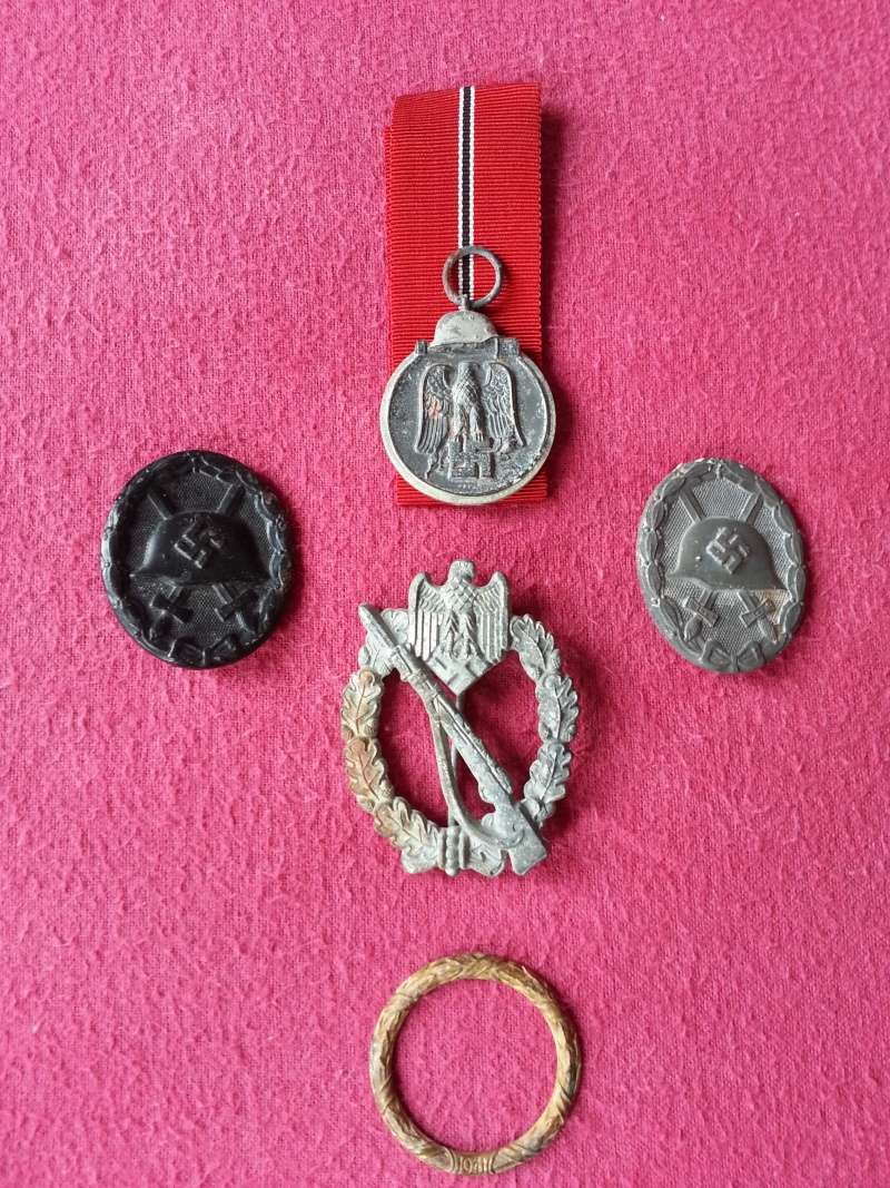 Médailles du Major Karl Kuhn  20150427