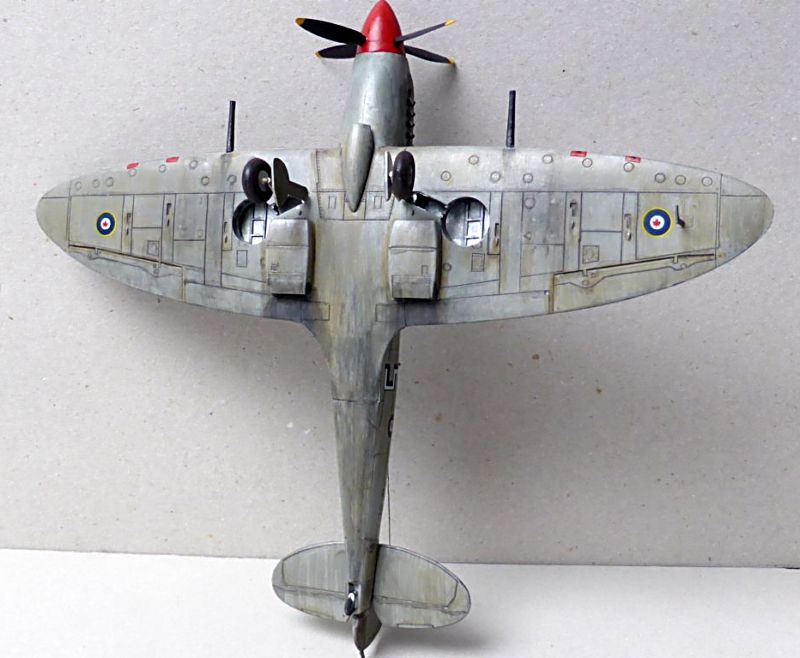 [Hobby Craft] Seafire XV Supermarine rénové en Spitfire MkIX Israeli Air Force 1949 - FINI Superm12
