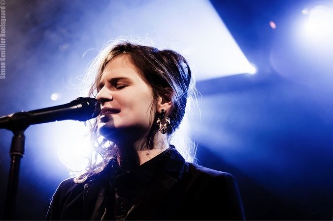 CHRISTINE & THE QUEENS - Queen of Pop. - Page 7 Omo10
