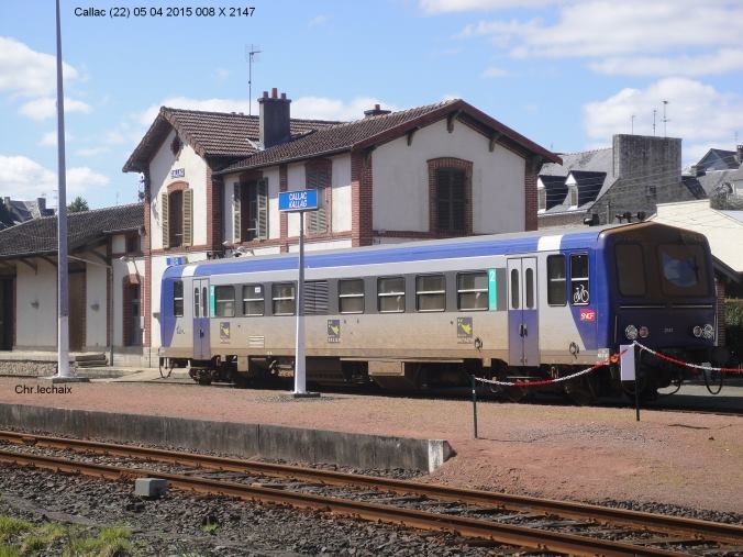 X 2147 à Callac(22) ligne Guingamp - Carhaix 05 avril 2015 10629810