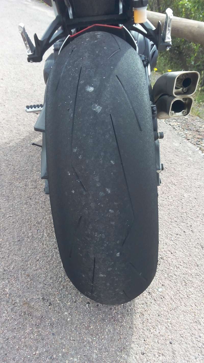 Usure pneus (supercorsa Pirelli) Img_2032