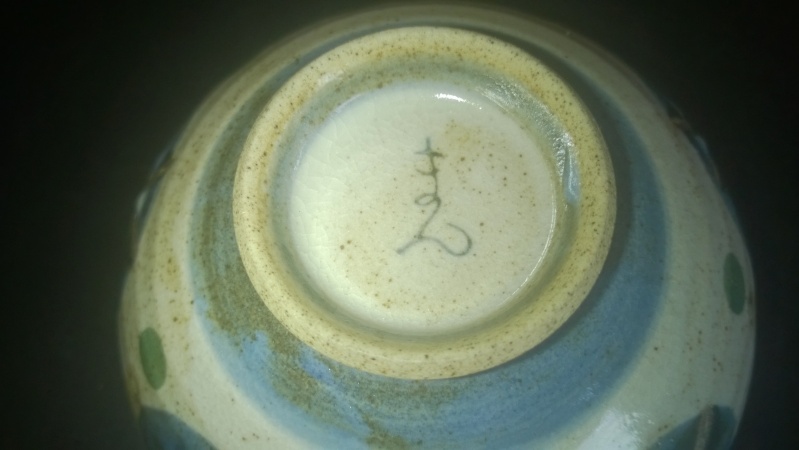 small bowl strange mark. Wp_20118