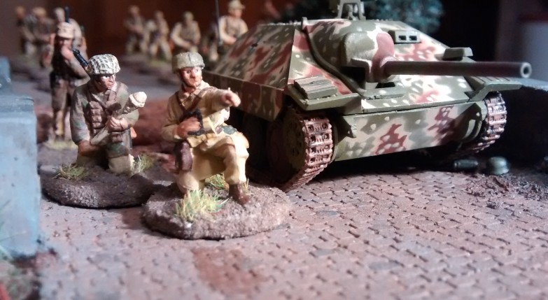 Sturmtiger vor Tobruk - Seite 2 Jsobi10