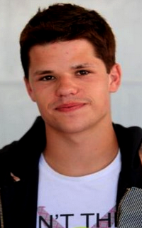 Max Carver (Aiden - Teen Wolf) 0712