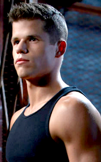 Max Carver (Aiden - Teen Wolf) 0812