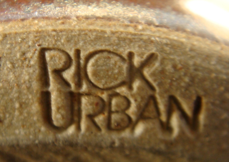 I finally found a piece by Rick Urban ! Dsc05911