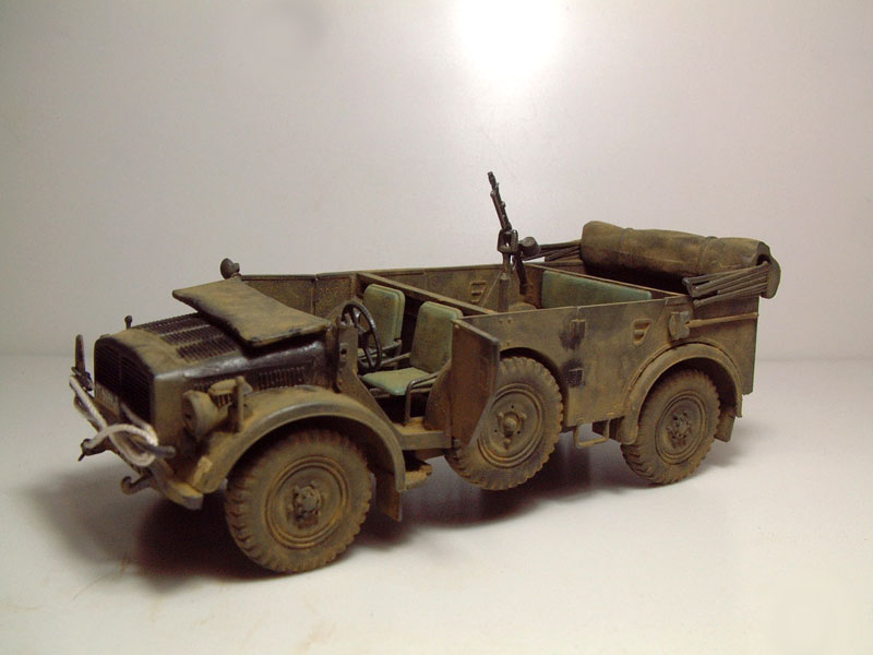 Horch 4X4 TYPE 1A 1/35 Tamya  Horch-10