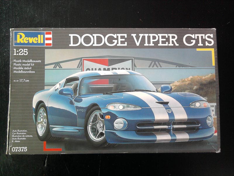 Revell Dodge Viper GTS 1:25 01_16