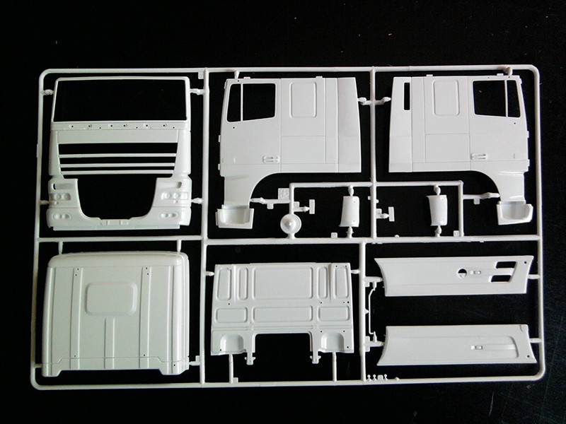 DAF XF-105 Space Cab, Revell 1:24 07_10