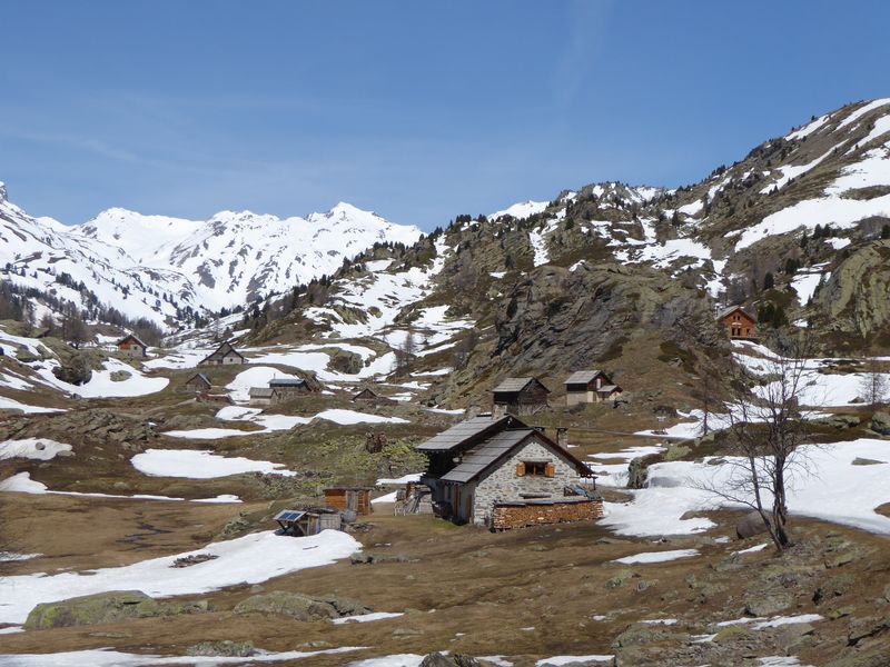 Vallée de la Clarée, dans le Briançonnais (avril 2015) P1000113