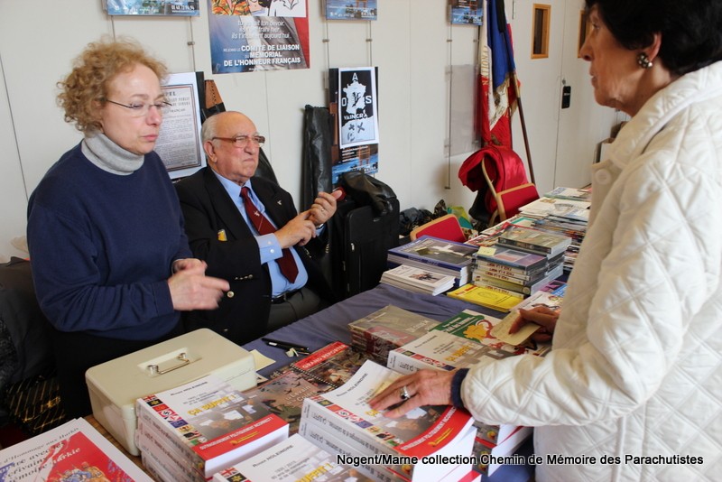 REPORTAGE Nogent/Marne: HONNEUR A L'ARMEE FRANCAISE D'ALGERIE 24-img10