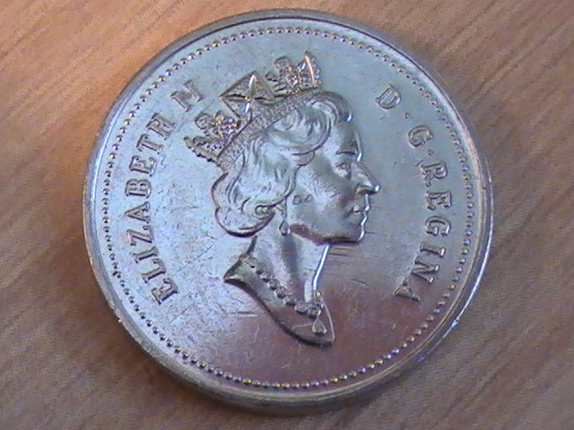 1994 - Dommage au Coin à l'Avers (Obv. Die Damage) 00111