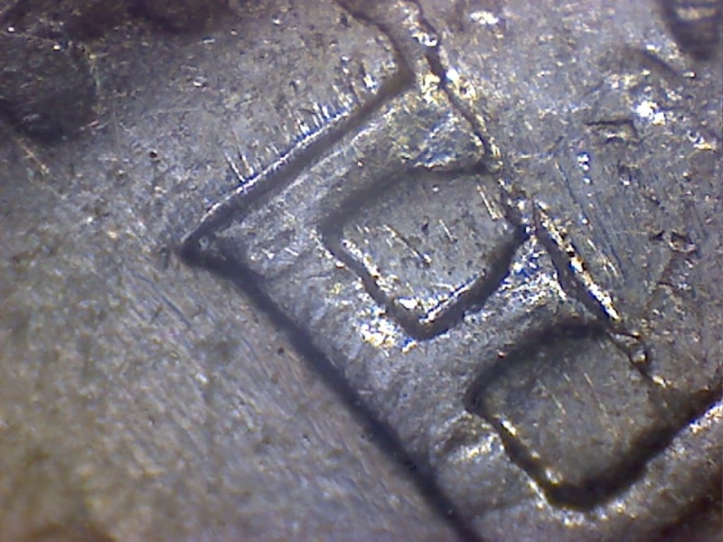 1946 - Coin Fendillé sur E de ET & I de GIVS (Die Crack on E of ET & I of GIVS) Ecf_pr10