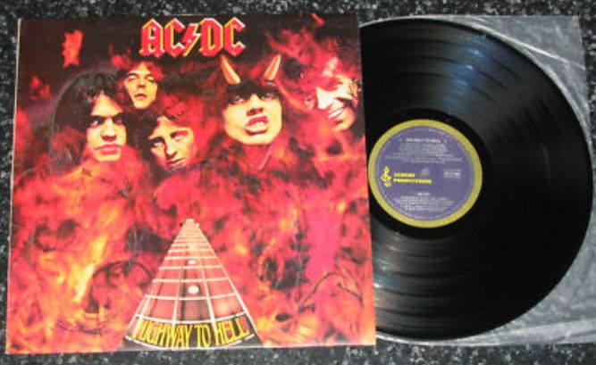 1979 - Highway to hell (AUS) 1ymz5510