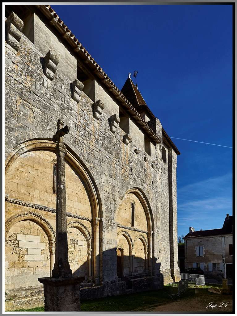 Eglise de Paussac en Dordogne 010