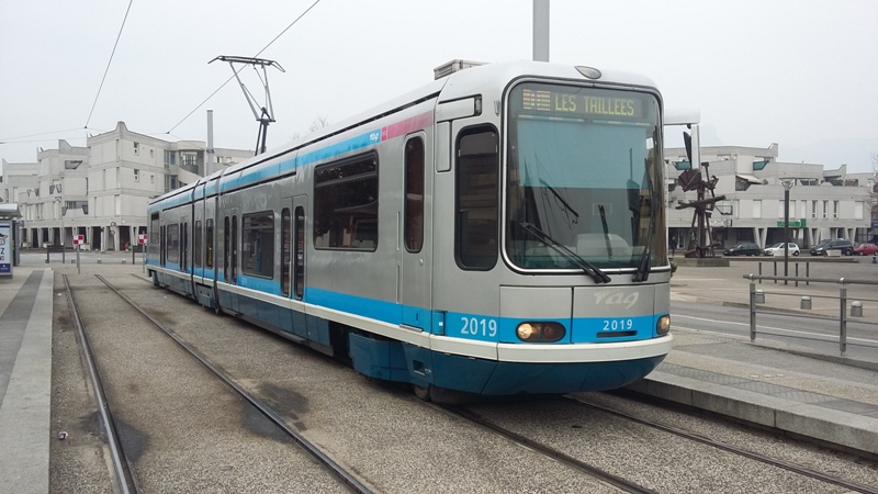 Tramways de Grenoble - Page 2 Photos14