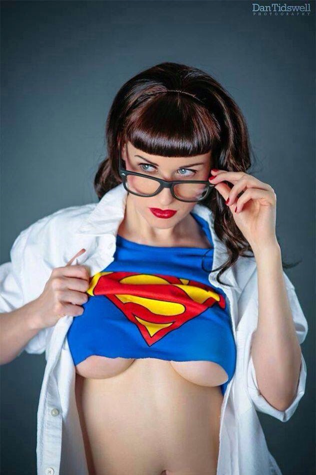 Sexy pic of the day du 01/04/2015 Spéciale super girl :suspect:  11072610