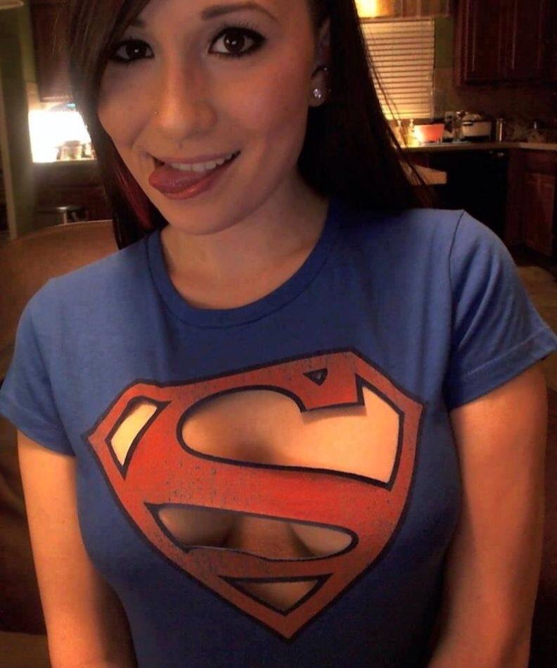 Sexy pic of the day du 01/04/2015 Spéciale super girl :suspect:  11076810