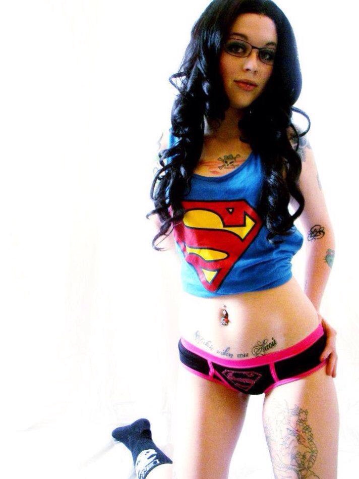 Sexy pic of the day du 01/04/2015 Spéciale super girl :suspect:  11081610