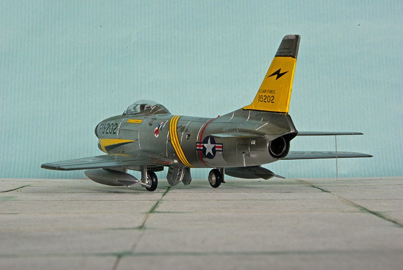 [AIRFIX] NORTH AMERICAN F-86 D SABRE DOG Réf 02061 Airfix30