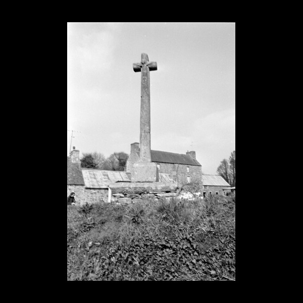 Les églises, chapelles, croix de chemin et les monuments commémoratifs sur la commune de Plouha Sans_496