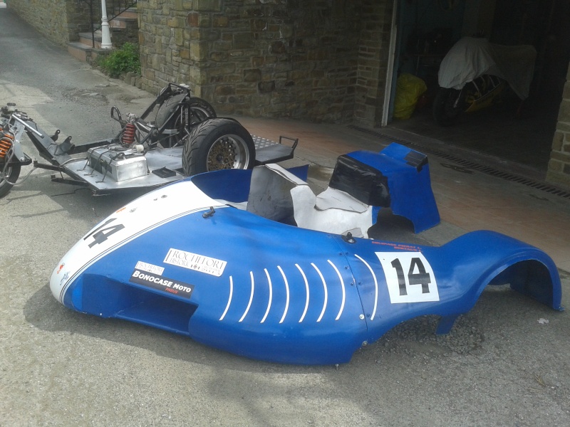 A vendre sidecar post classic  20150415