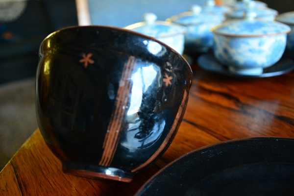 Jan or Zoe Ellison Teacups, Cross Keys / Crosskeys Pottery  121