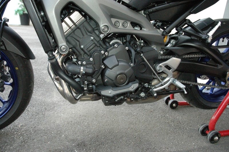 Photos de toutes les Yamaha MT-09 du forum ! :) - Page 17 Dsc_8719