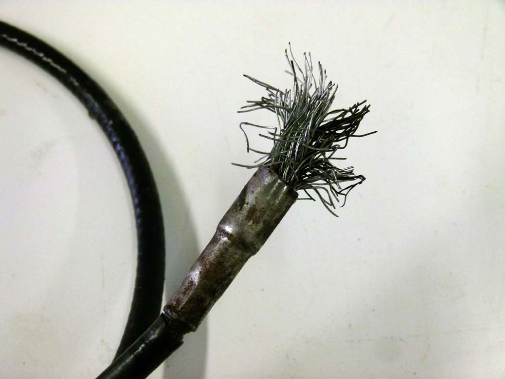 Recyclage câble de compteur cassé  Hzoris11