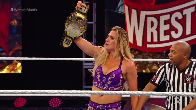 Charlotte Flair est-elle devenue la Reine d'NXT ??? [Spoiler WrestleMania 36] Eu4j3x10