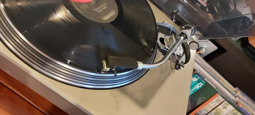 Technics SL1200 TT with SME3009 tonearm Sl120013