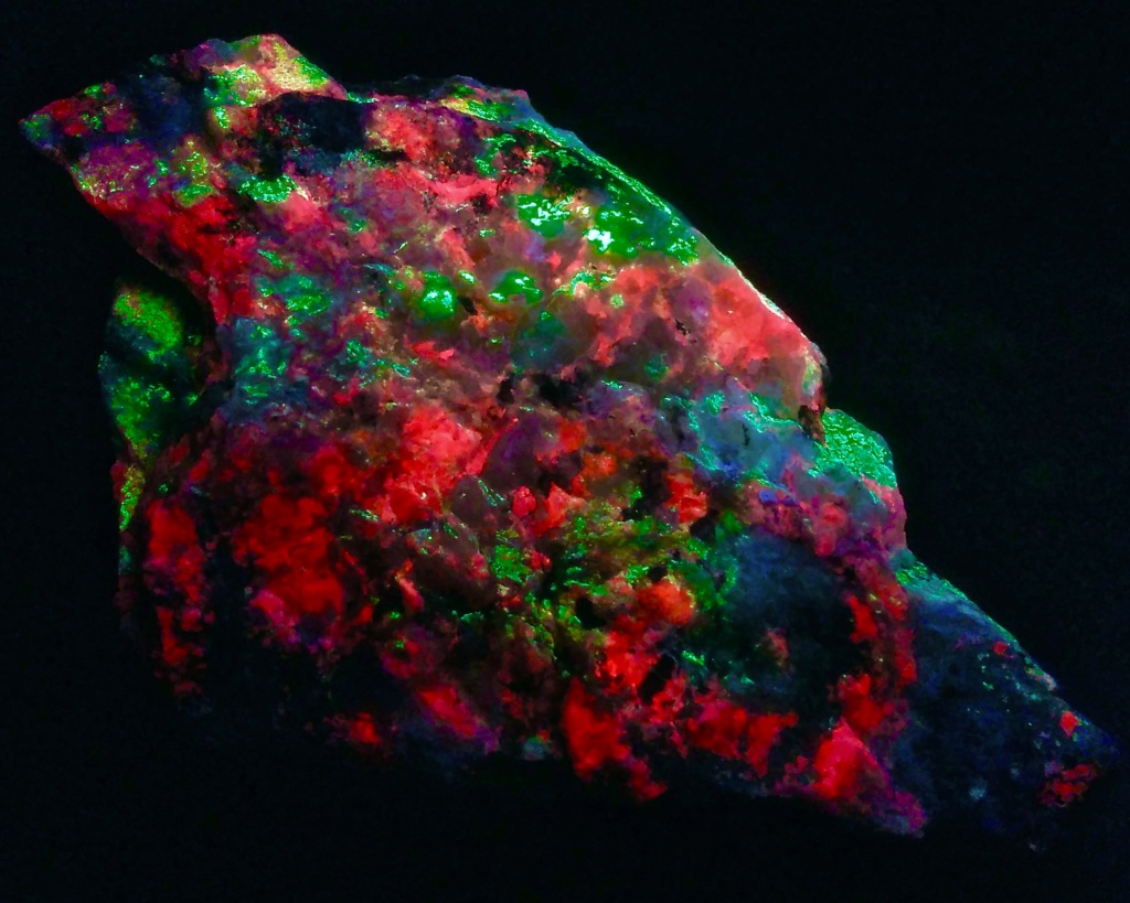 Colección de Minerales Fluorescentes - Página 6 Fullsi23