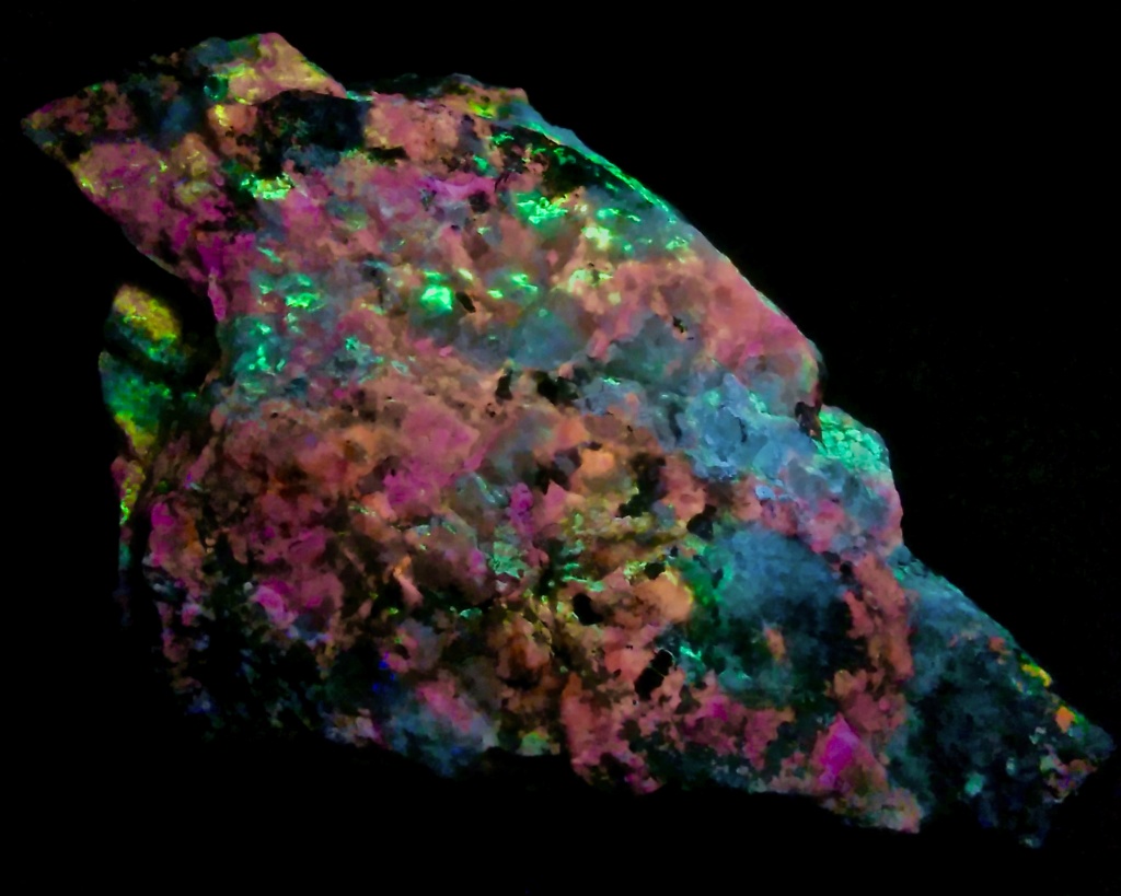 Colección de Minerales Fluorescentes - Página 6 Fullsi25