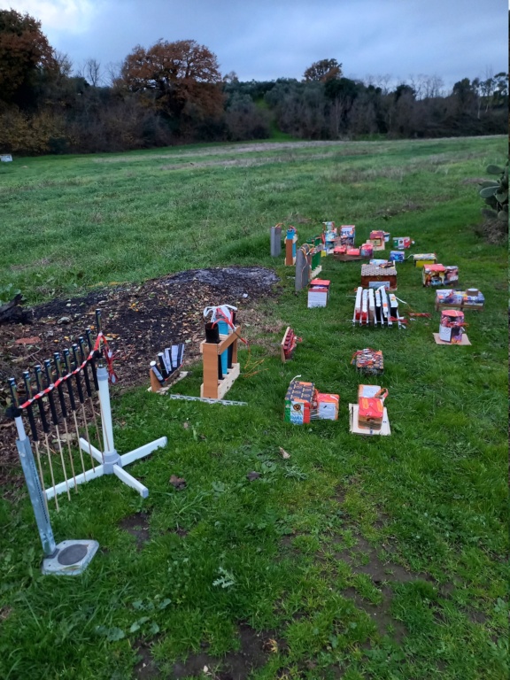 capodanno - Foto e commenti allestimenti spettacolo capodanno - Pagina 4 Da_sx10