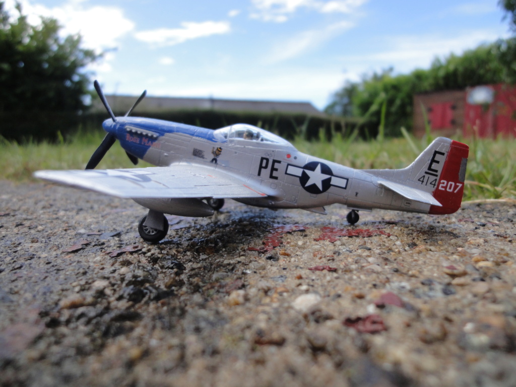 [AIRFIX] NORTH AMERICAN P-51D MUSTANG Réf A05138 Dsc04319