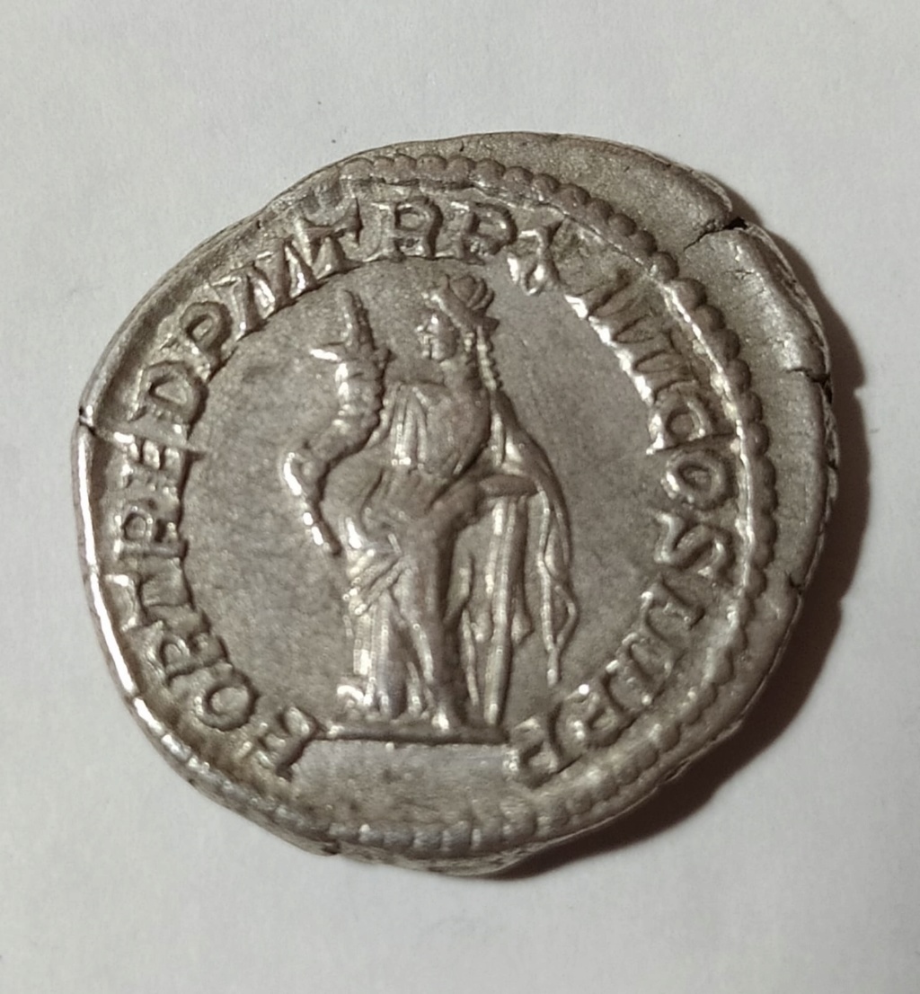 Denario de Caracalla. FORT RED PM TR P XIIII COS III PP. Fortuna a izq. Roma Antoni11
