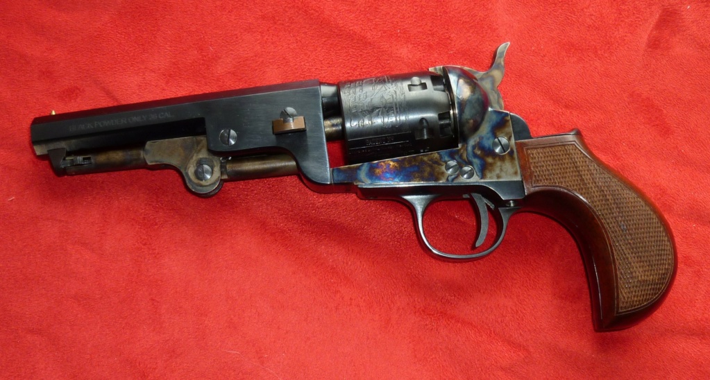 Colt 1851 sheriff à crosse bec de corbeau P1090411