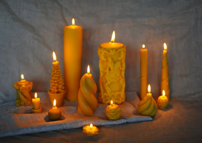 Колдуны используют свечи как способ улучшить воздействие того или иного магического процесса A13